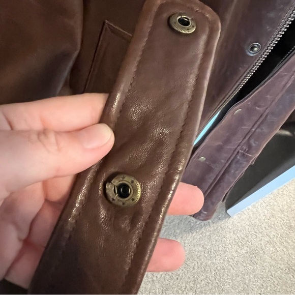 Vintage Orvis Leather Coat - Picture 9 of 14